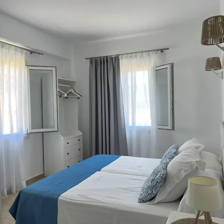 Guest house Dragonera 3*